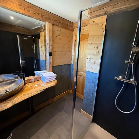 L'auberge Au Bord Du 2*