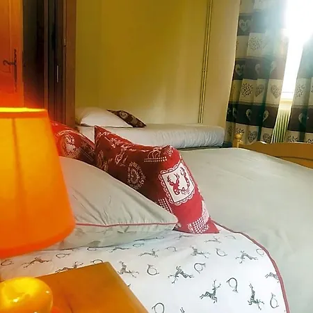 L'auberge Au Bord Du 호텔 2*