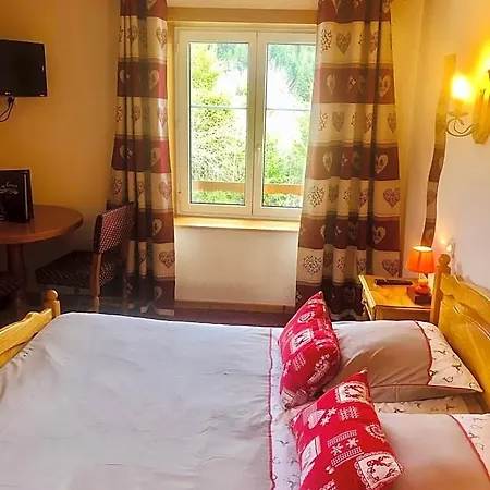 호텔 L'auberge Au Bord Du 2*