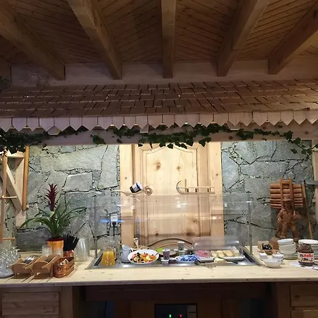 L'auberge Au Bord Du 2*