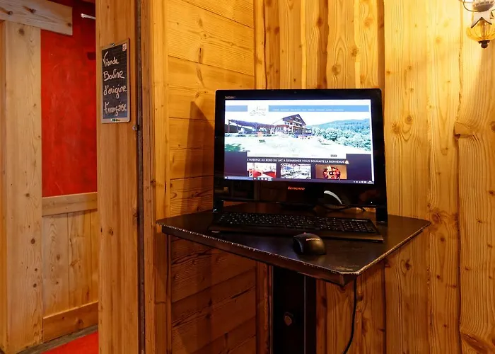 Отель L'auberge Au Bord Du Жерарме